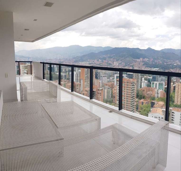 Venta Apartamento Loma de los Parra